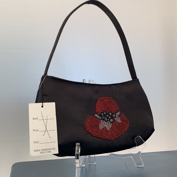 Red Hat Ladies Sasha evening bag NWT special event beaded black and red holiday - Picture 2 of 8